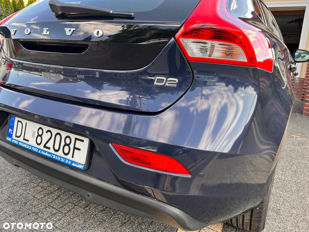 Volvo V40 D2 Momentum - 14
