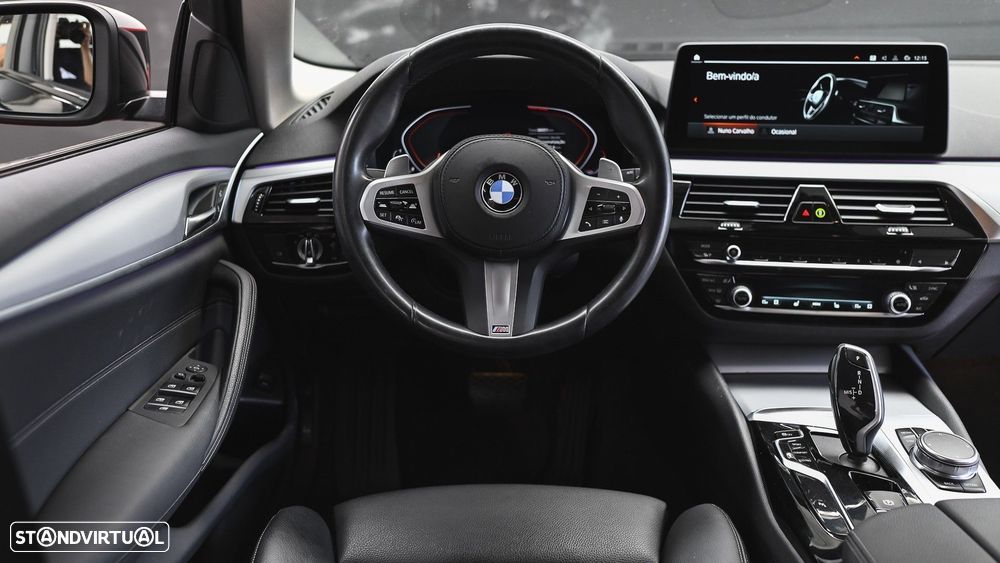 BMW 520 d Pack Desportivo M Auto - 58