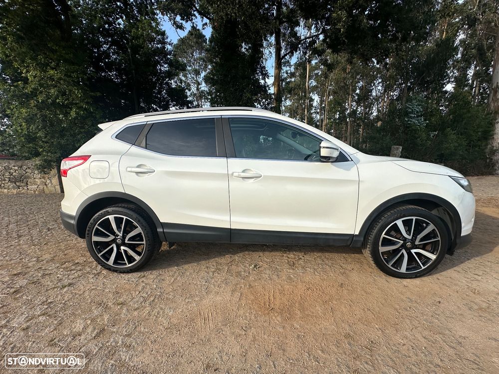 Nissan Qashqai 1.5 dCi Tekna Premium S - 2