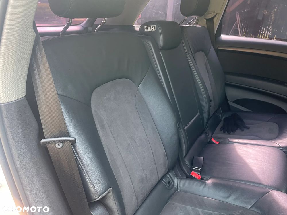 Audi Q7 - 12