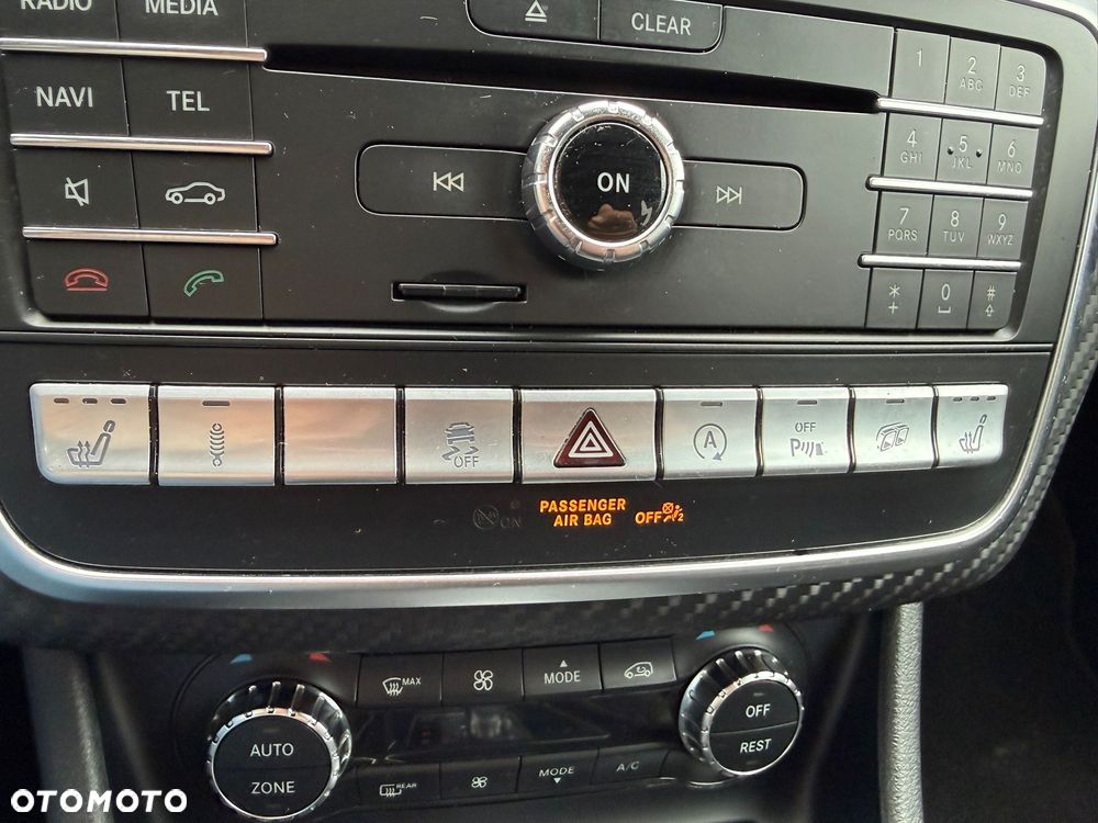 Mercedes-Benz Klasa A AMG 45 4Matic AMG Speedshift 7G-DCT - 17