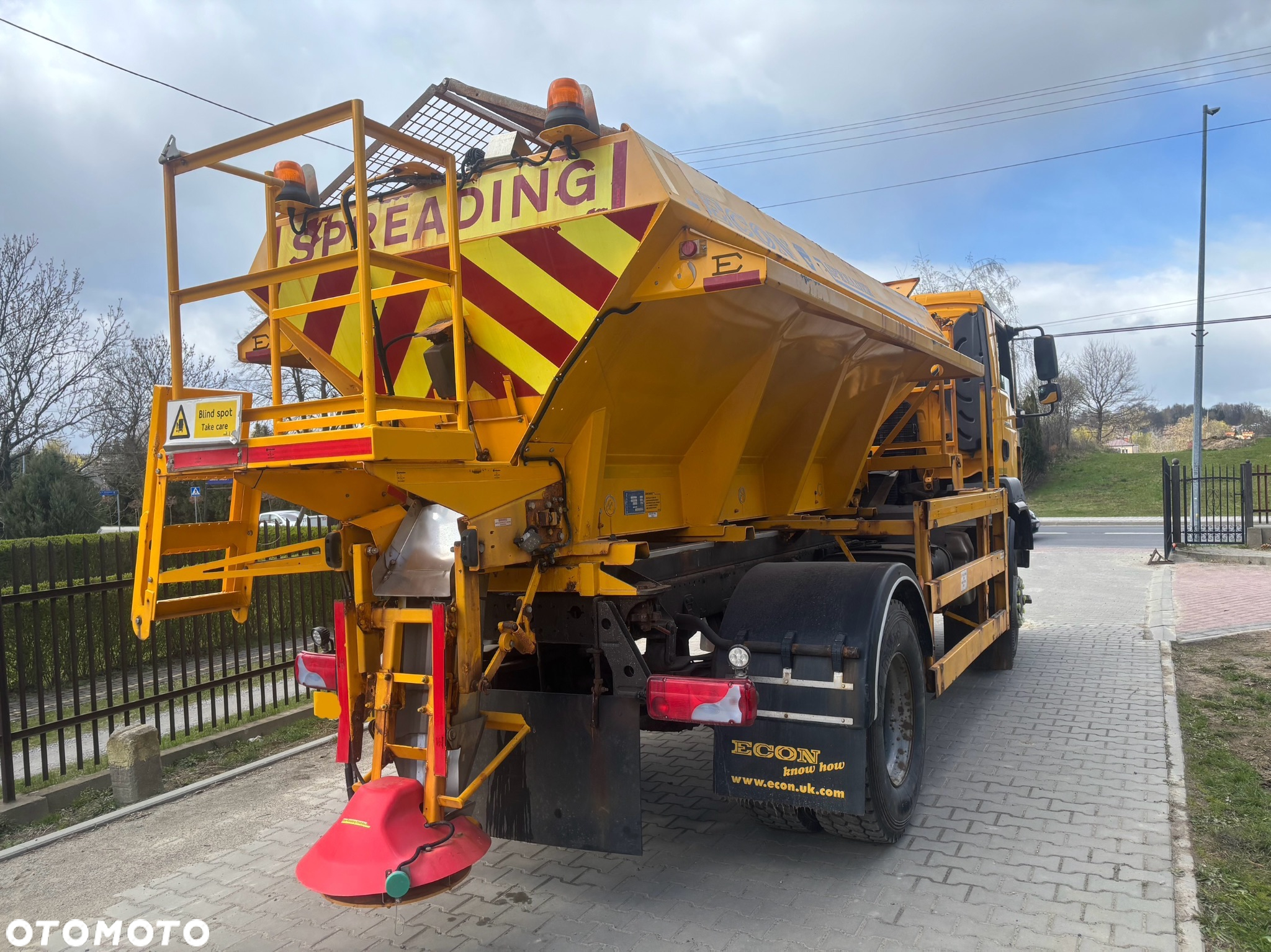 MAN TGM 18.250 4X4BB Piaskarka solarka econ pług schmidt - 15