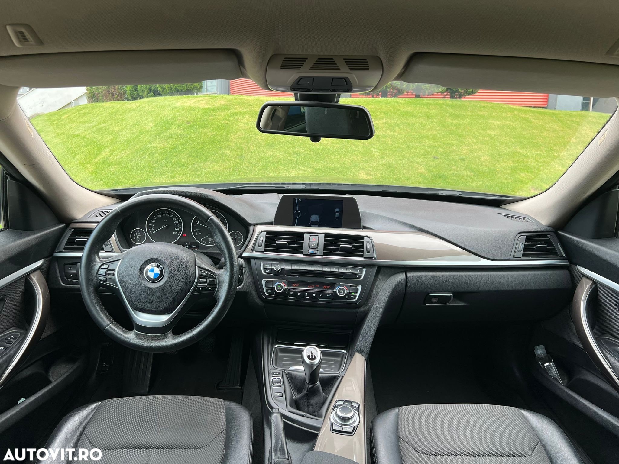 BMW Seria 3 320d xDrive - 7