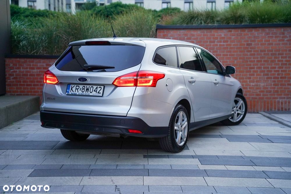 Ford Focus 1.6 Trend - 3