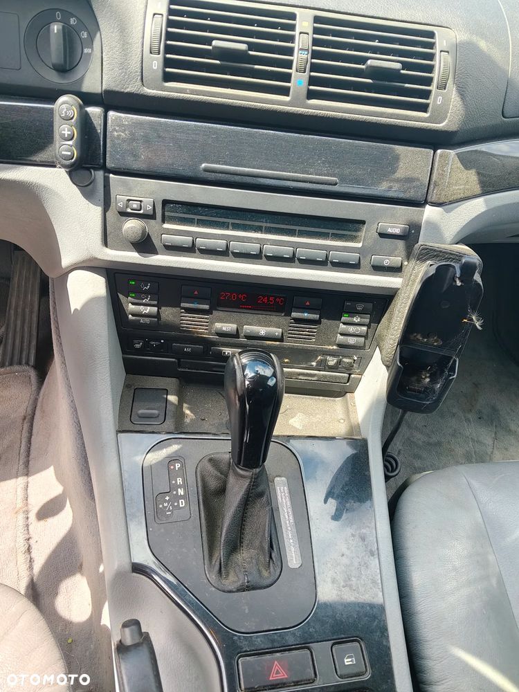 BMW Seria 5 - 12