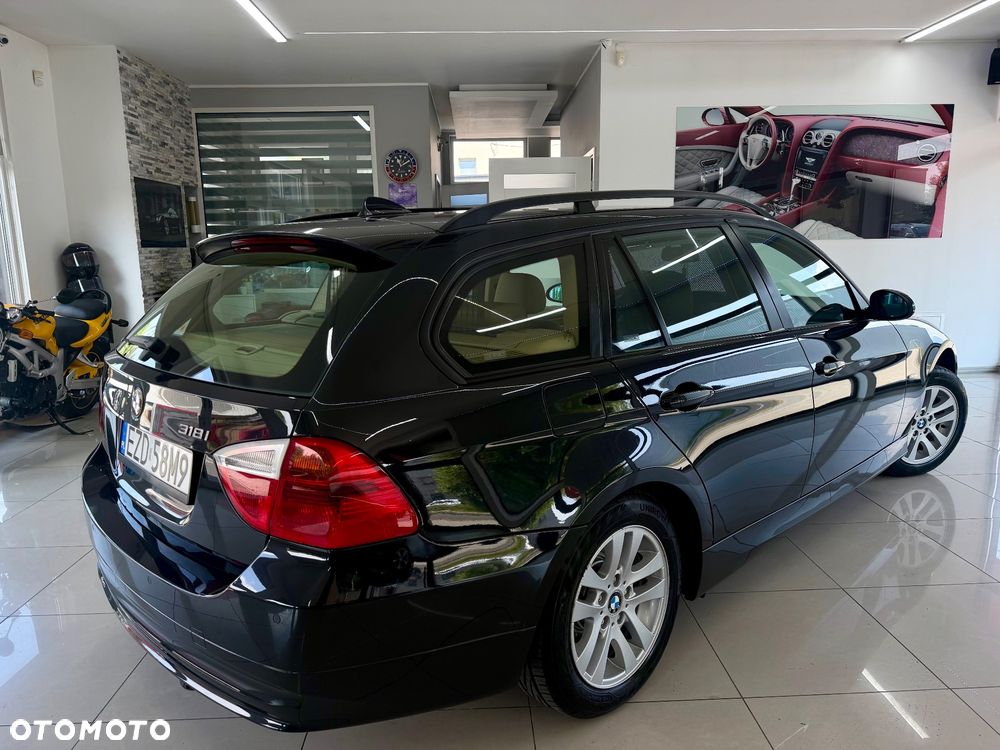 BMW Seria 3 - 38
