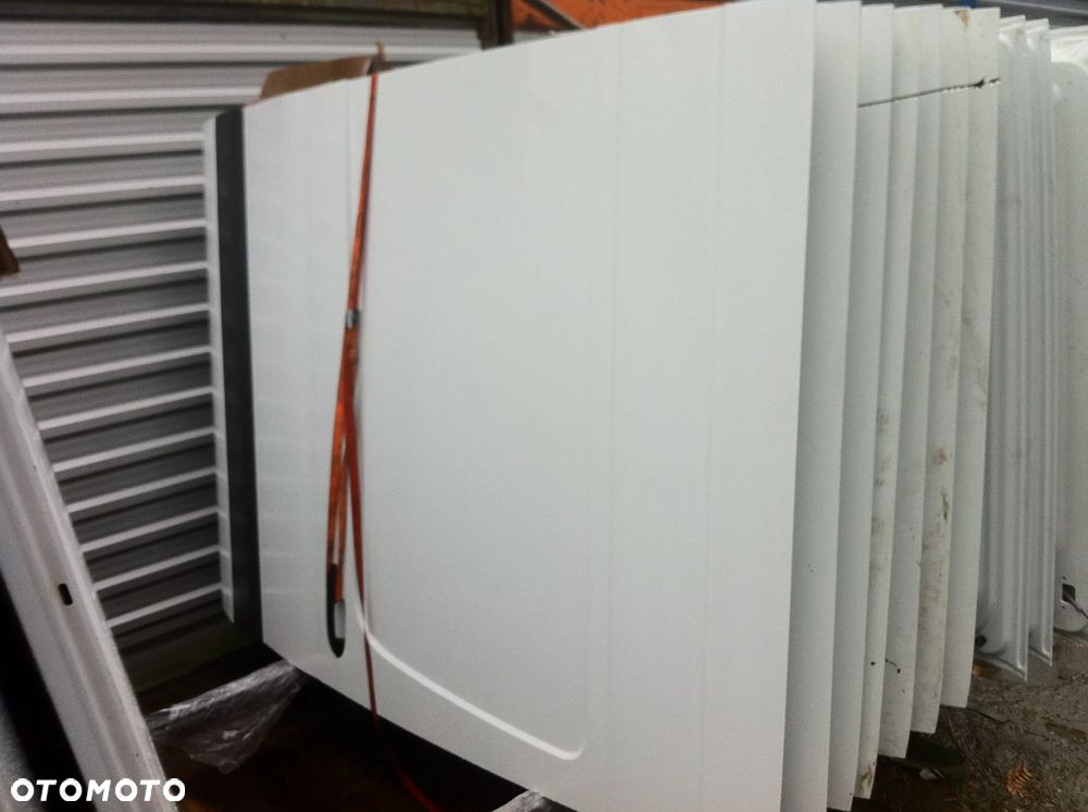 MERCEDES SPRINTER W907 DRZWI BOCZNE