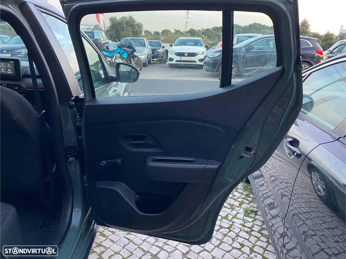 Dacia Sandero 1.0 ECO-G Essential Bi-Fuel - 16