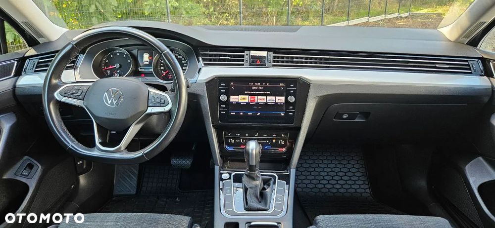 Volkswagen Passat Variant 2.0 TSI Business DSG - 34