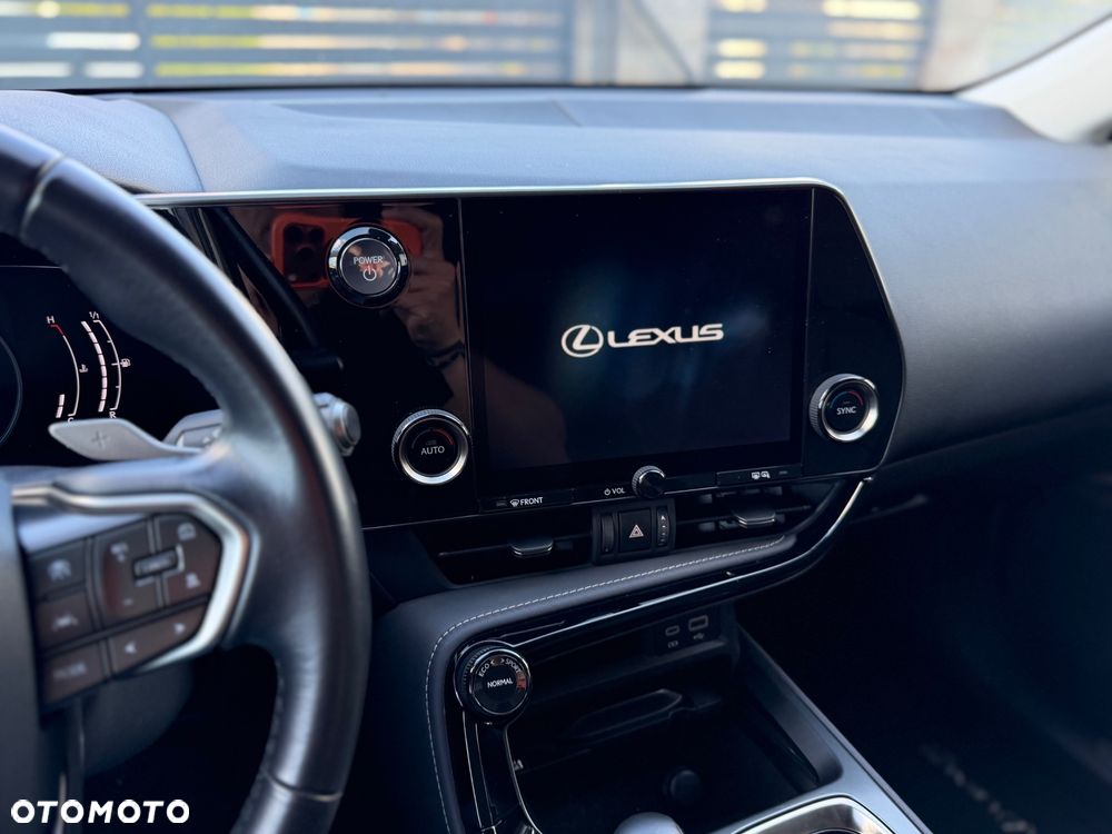 Lexus NX 350h Prestige AWD - 11