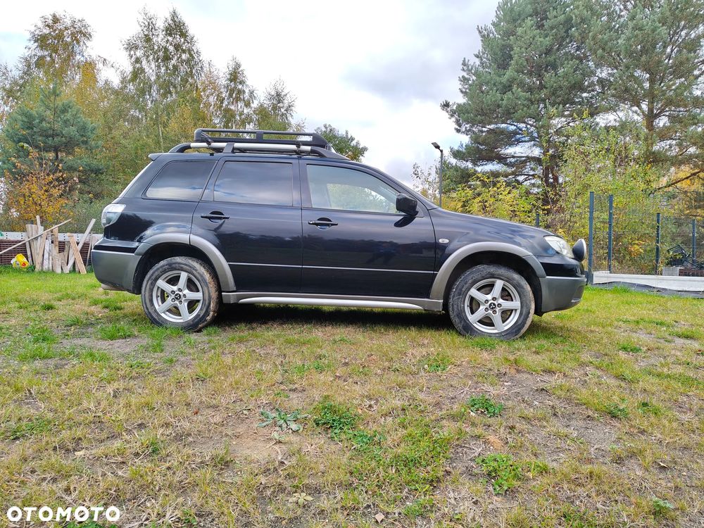 Mitsubishi Outlander 2007 photo 3