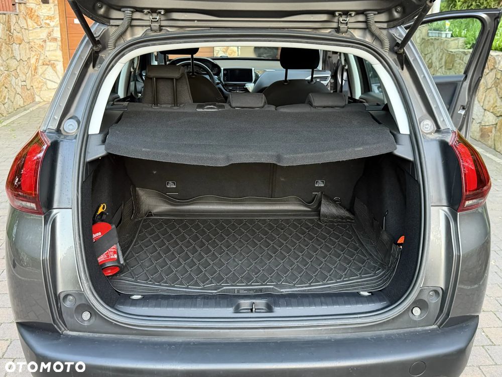 Peugeot 2008 - 5
