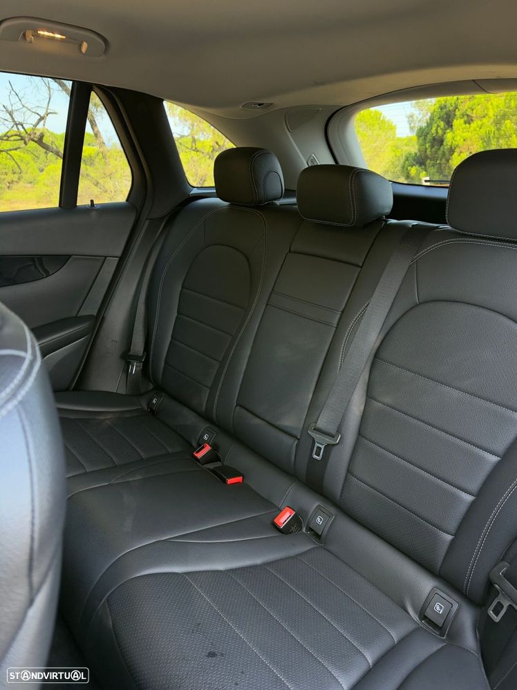 Mercedes-Benz GLC 300 e 4Matic - 11