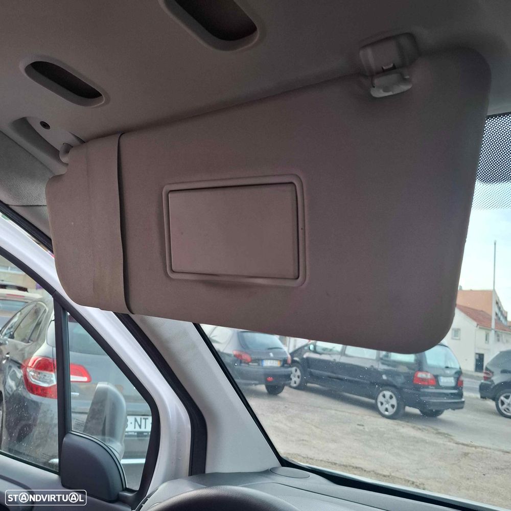 Peugeot Partner 1.6 HDI 3Lugres - 18