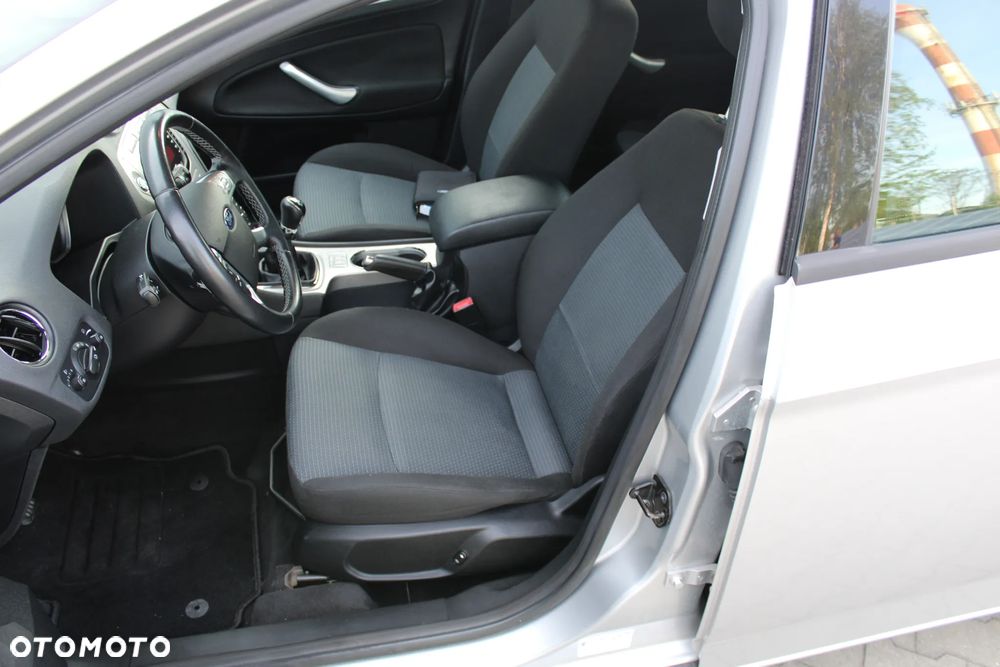 Ford Mondeo 2.0 Viva Trend - 16