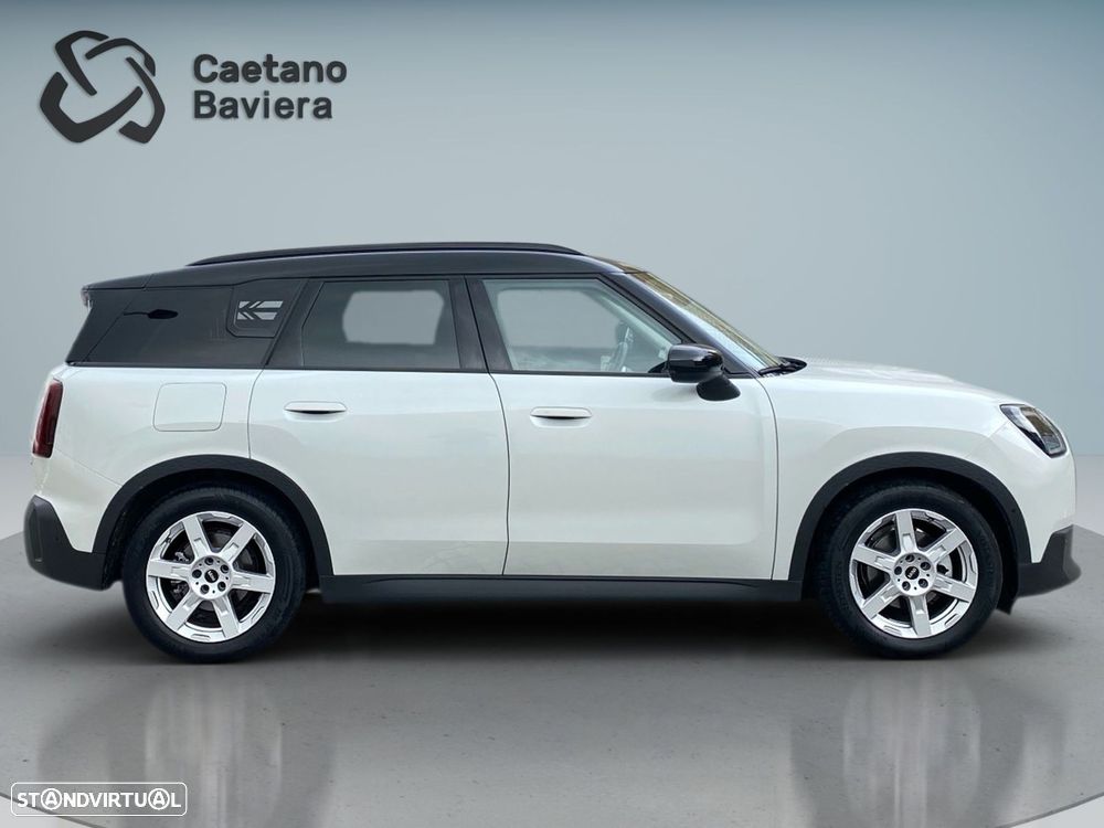 MINI Countryman E Classic M - 23