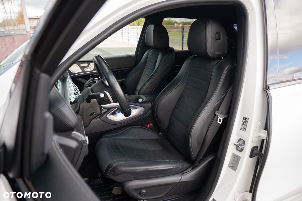 Mercedes-Benz GLE 300 d 4Matic 9G-TRONIC AMG Line - 23