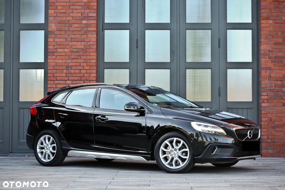Volvo V40 Cross Country D3 Geartronic Summum - 4