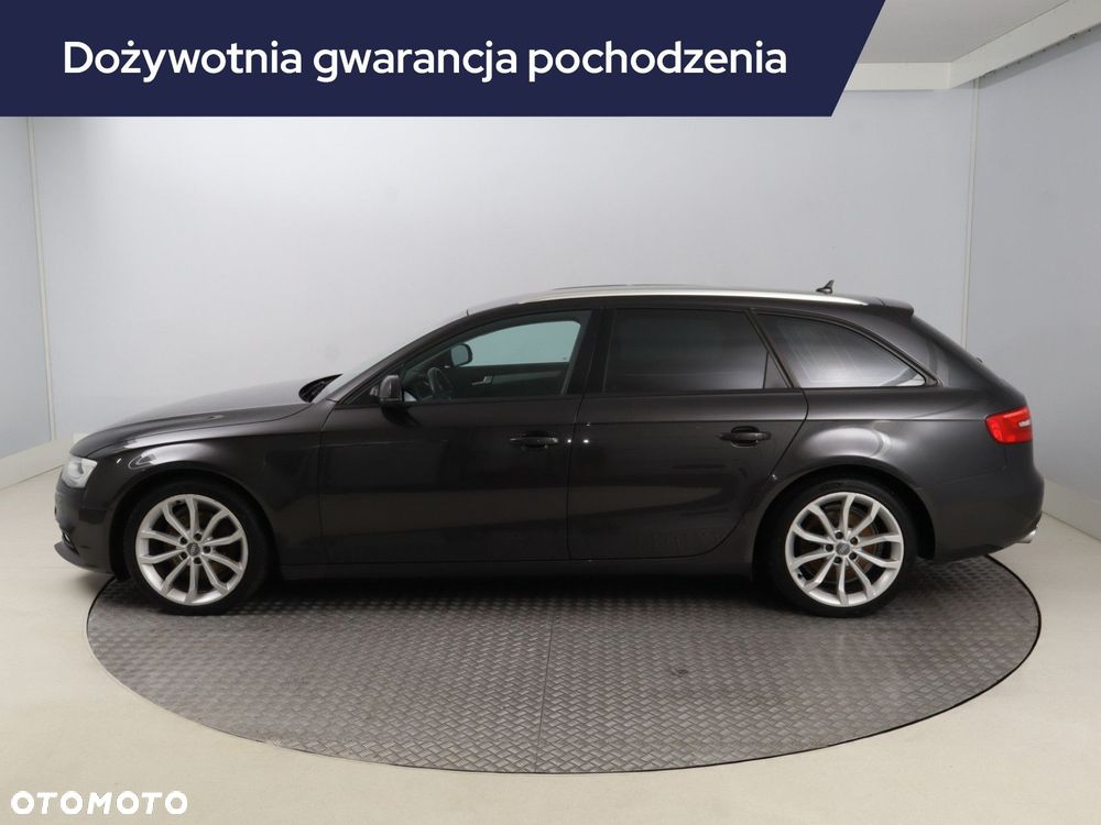 Audi A4 Avant - 4