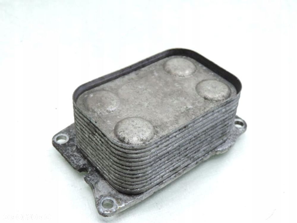 CHŁODNICZKA OLEJU VOLVO V50 2.0 D - 7