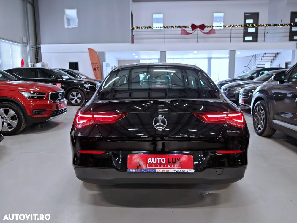 Mercedes-Benz CLA 180 7G-DCT - 34