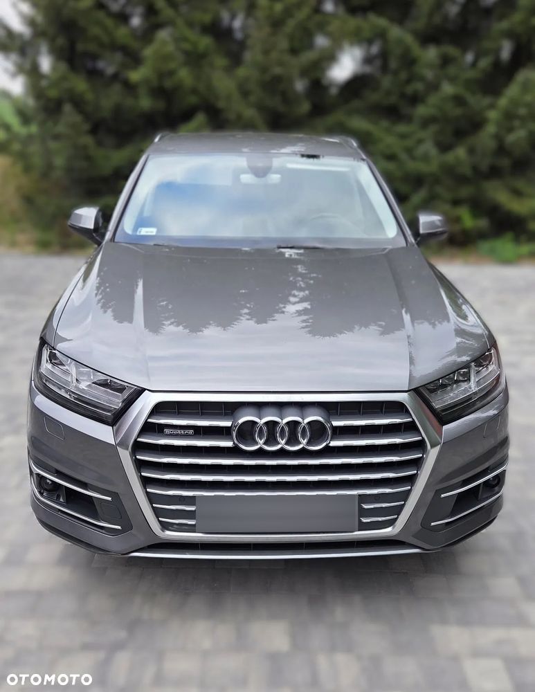Audi Q7 - 7
