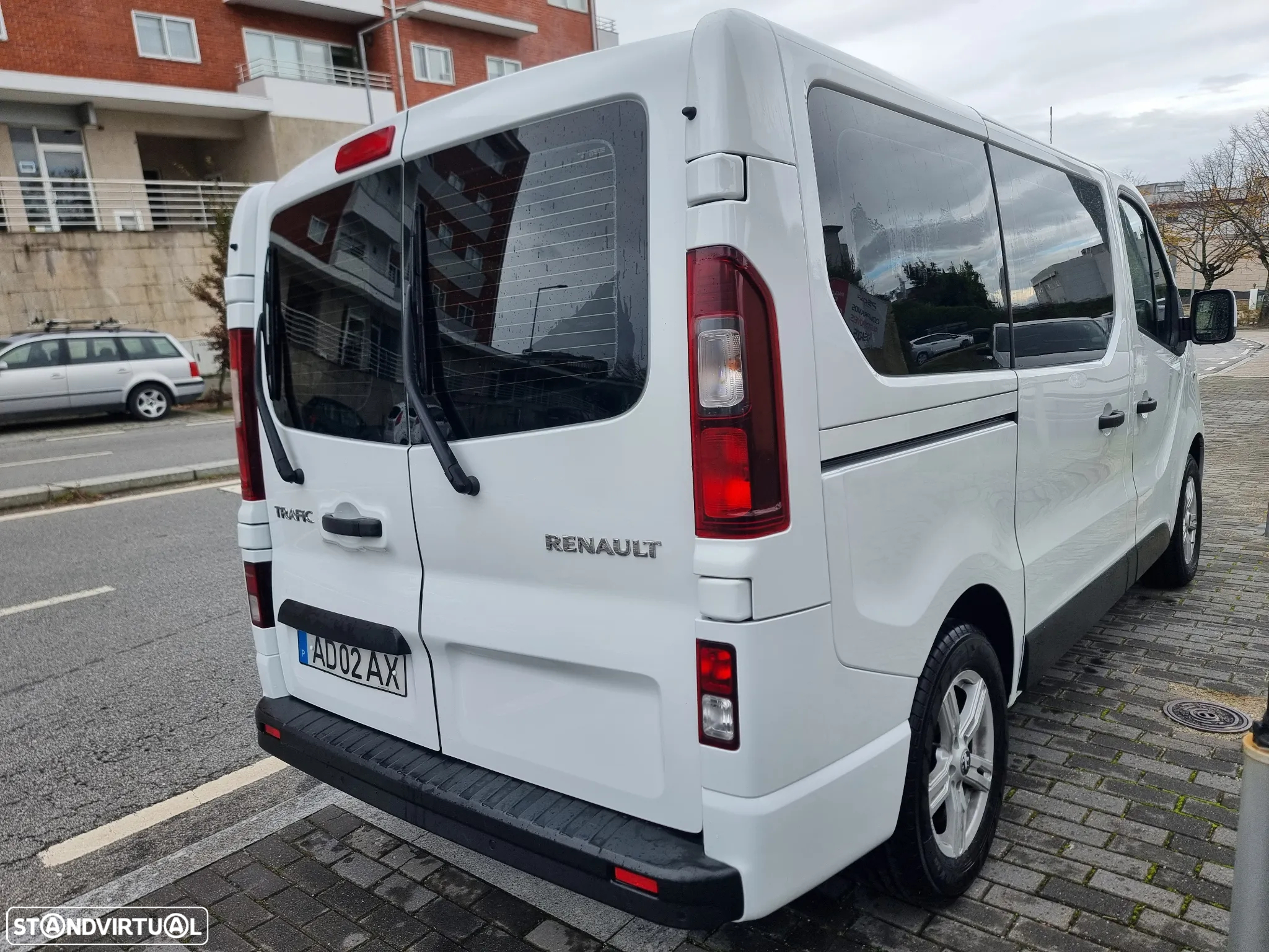 Renault Trafic 2.0 dCi L1H1 1.0T Luxe SS - 8