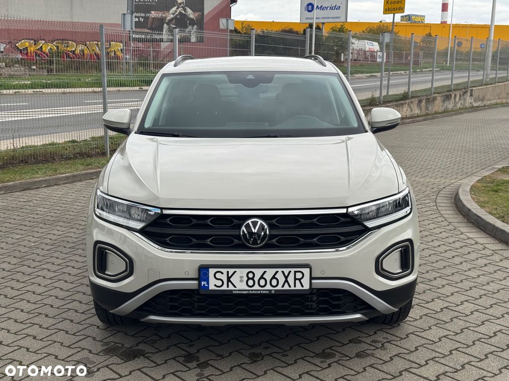 Volkswagen T-Roc 2023 photo 3