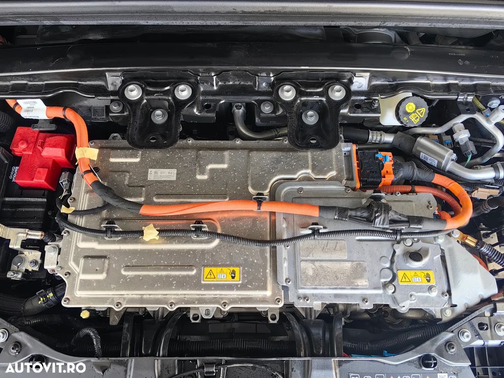 Renault Megane E-TECH 60 kWh 130 CP Evolution - 9