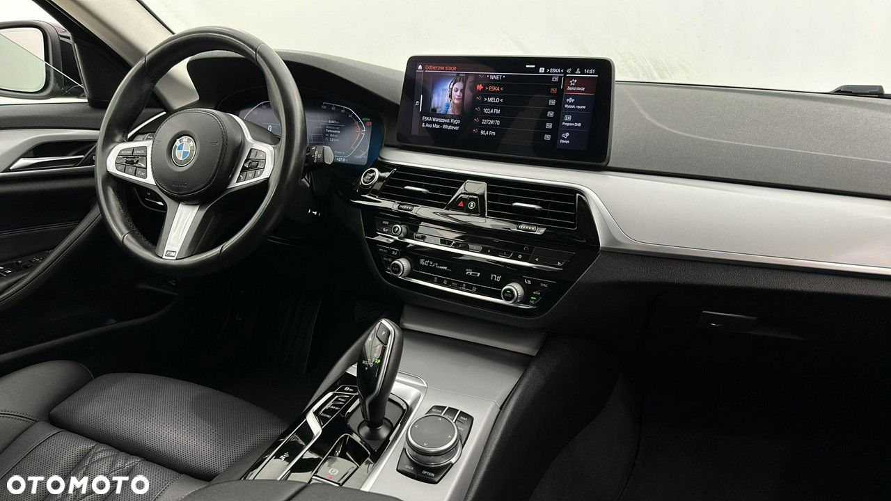 BMW Seria 5 520i - 15