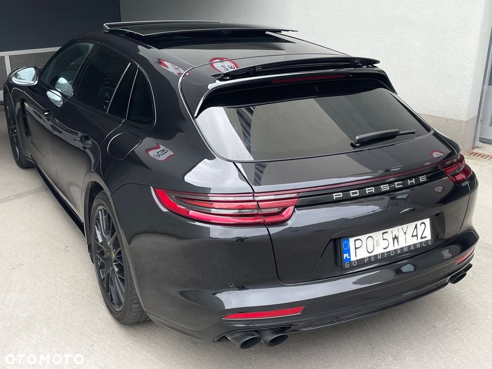 Porsche Panamera - 17