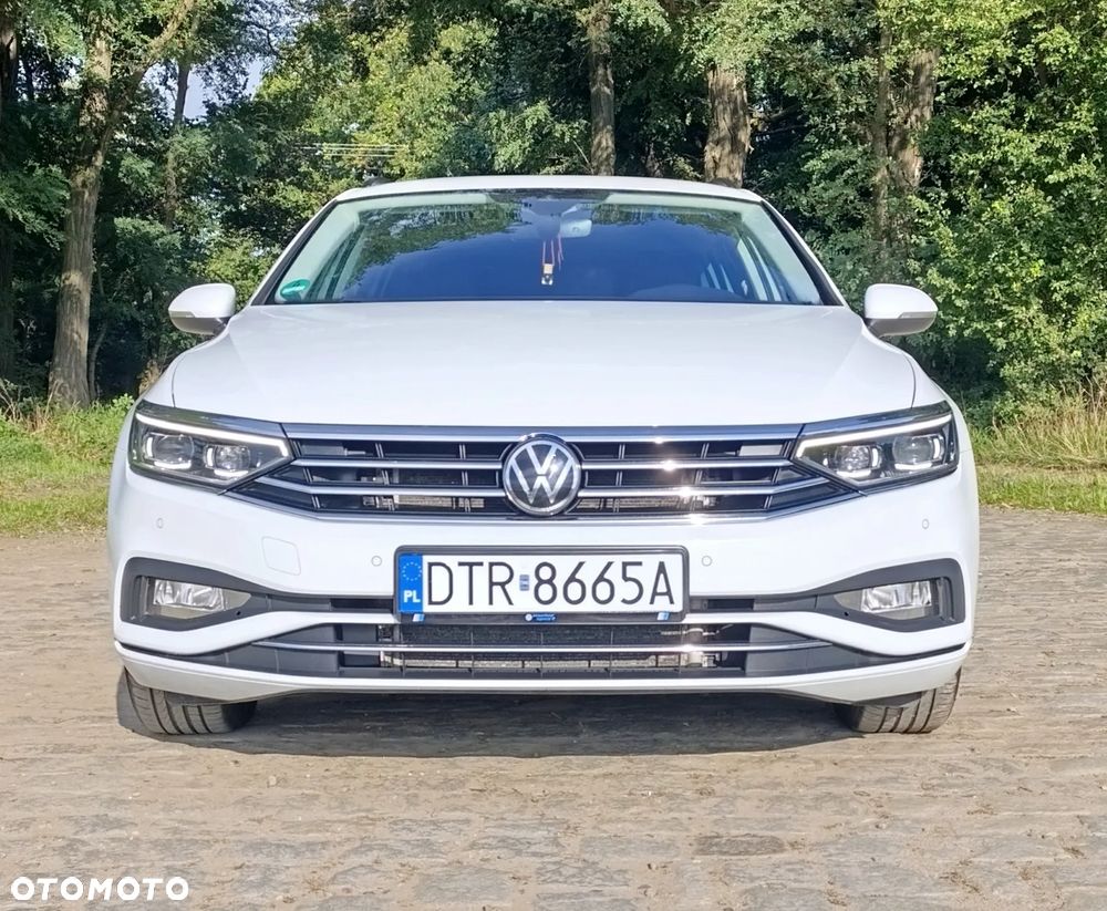 Volkswagen Passat 2.0 TDI Business DSG - 2