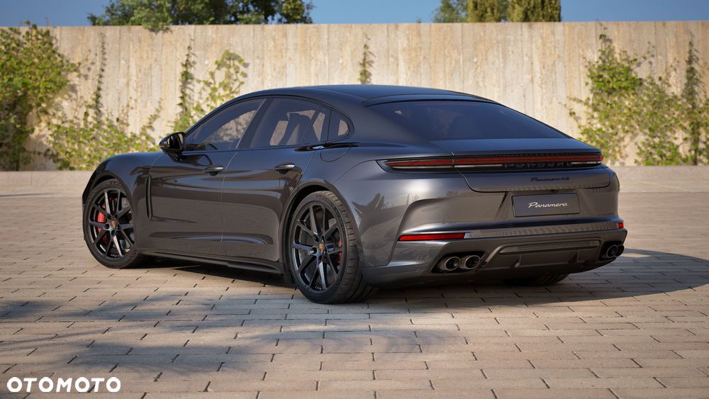 Porsche Panamera - 3