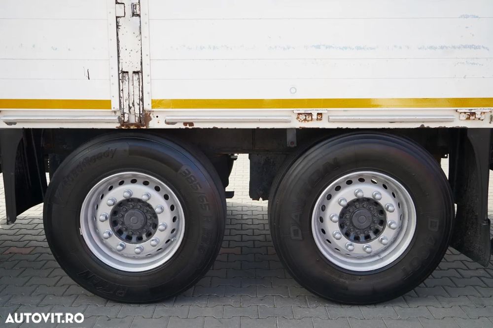 Mercedes-Benz / ACTROS 2548 / 6x2 / Combinație platformă rabatabilă - 6,5 m / Axă liftantă / + HDS FASSI / Rază de acțiune: 10,85 m / FIFTH FIFTH FIRST REAR / ROTATOR / FURCĂ PENTRU PALEȚI / Remorcă 6,5 m / SAF / - 30
