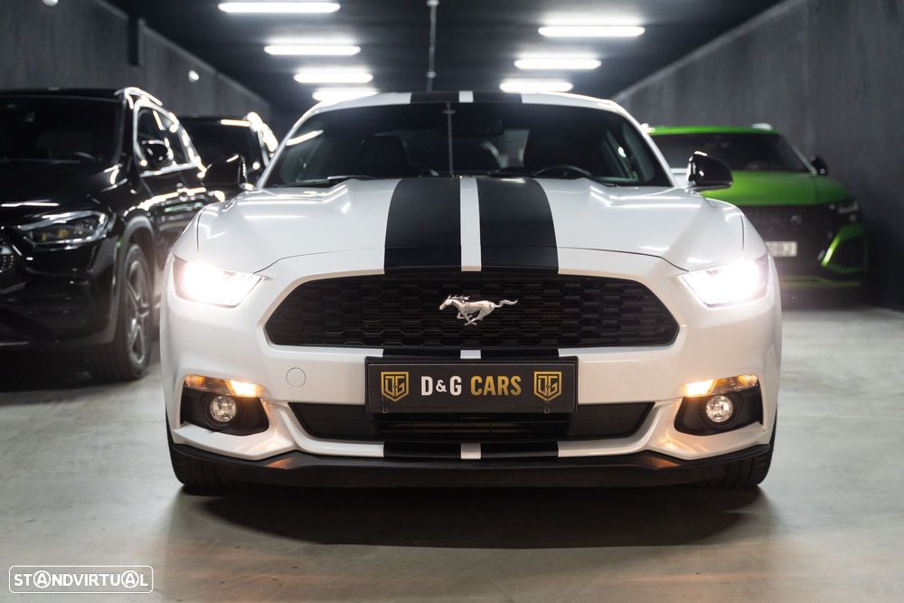 Ford Mustang 2.3i EcoBoost - 17