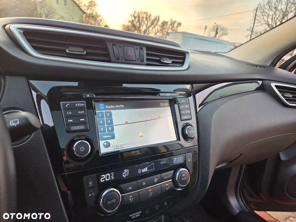 Nissan Qashqai 1.2 DIG-T TEKNA+ - 27