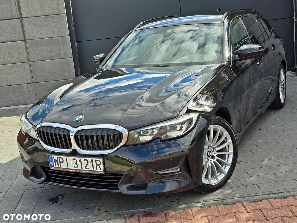 BMW Seria 3 320d xDrive Sport - 4