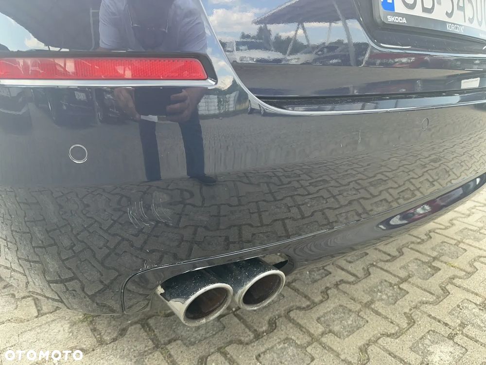 BMW Seria 5 520d Touring - 13