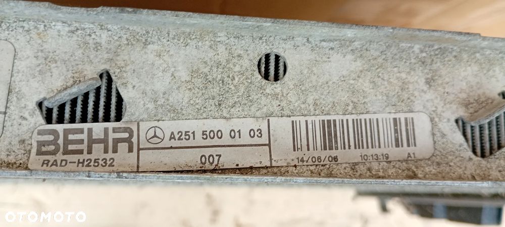 Chłodnica wody płynu Mercedes ML W164 3.0 CDI A2515000103 - 8