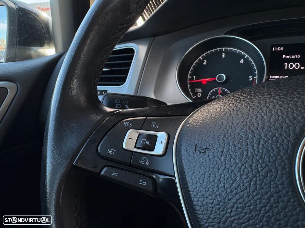 VW Golf 1.6 TDi DPF BlueMotion Comfortline - 13