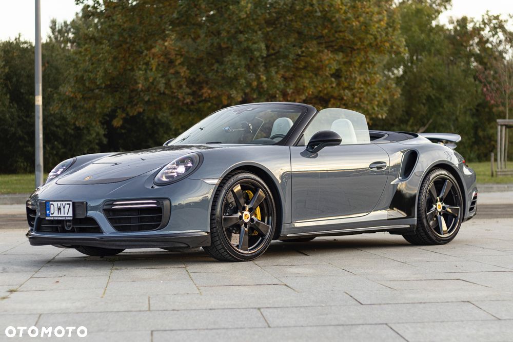 Porsche 911 Turbo S Cabrio - 7