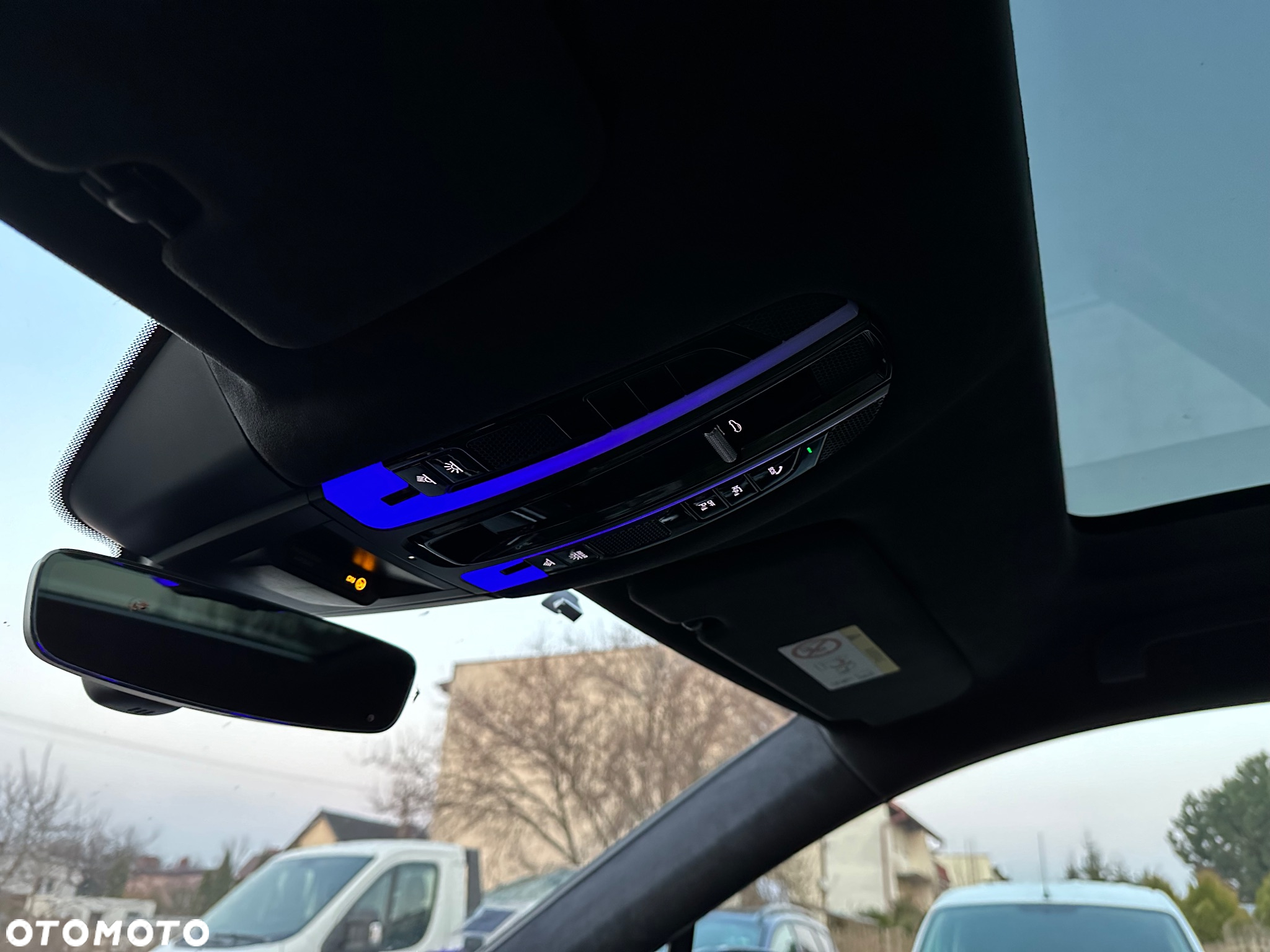 Porsche Cayenne Coupe E-Hybrid Platinum Edition - 19