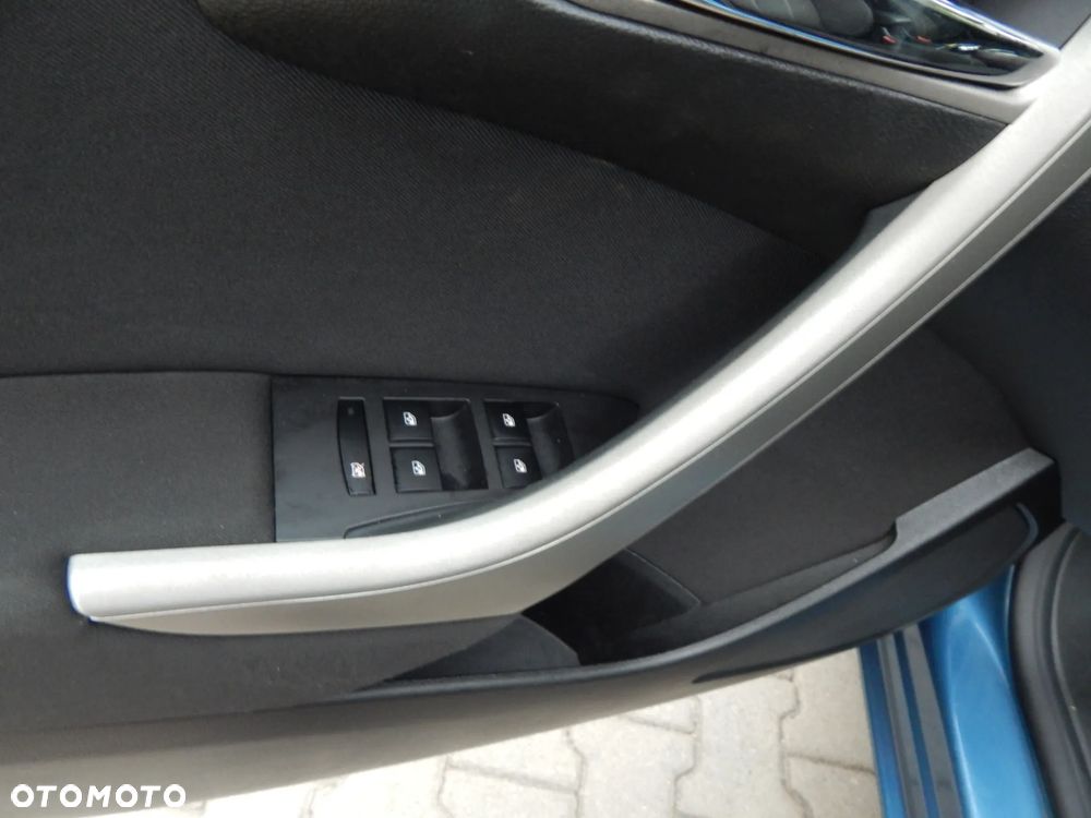 Opel Astra 1.4 T Cosmo EU6 - 36