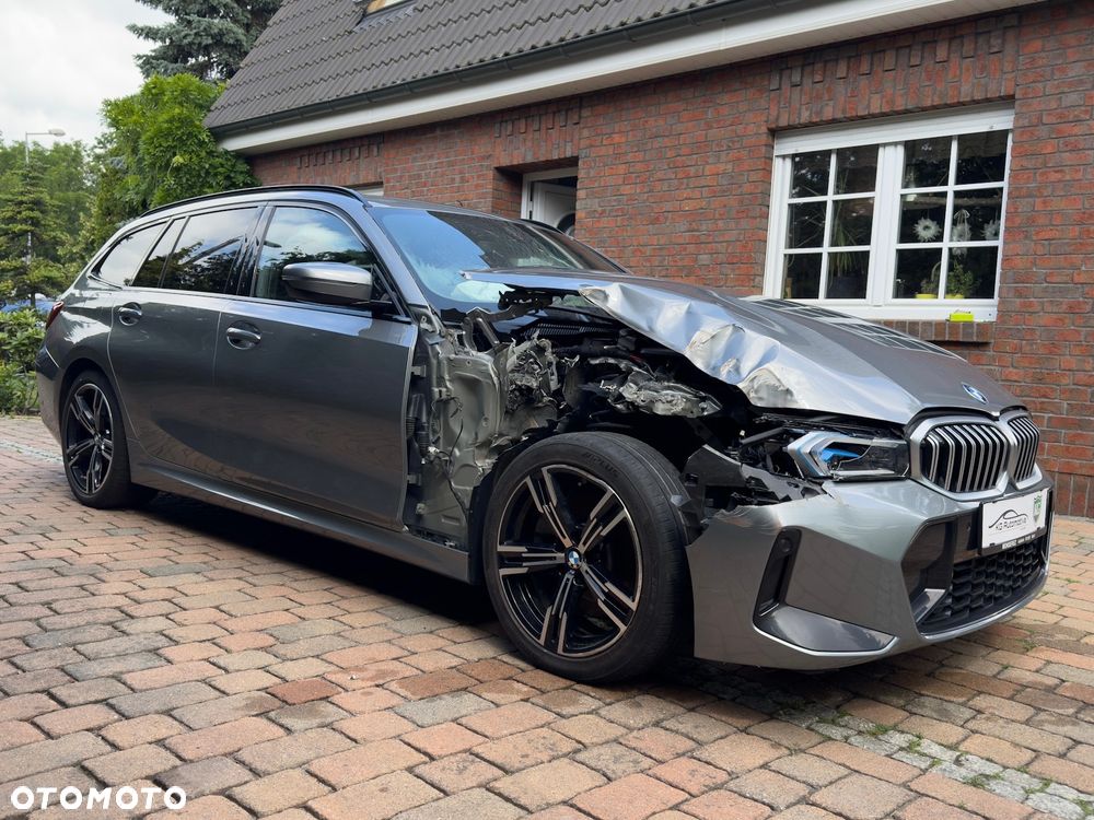 BMW Seria 3 330e M Sport sport - 5