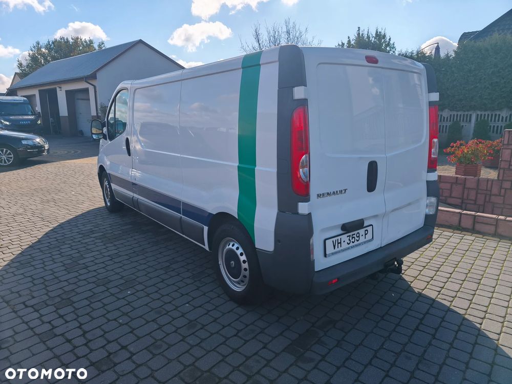 Opel Vivaro - 18