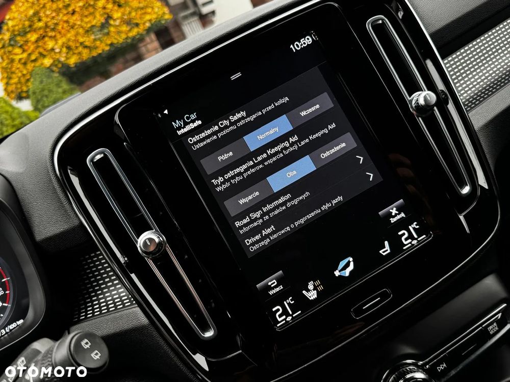 Volvo XC 40 T3 Geartronic RDesign - 24