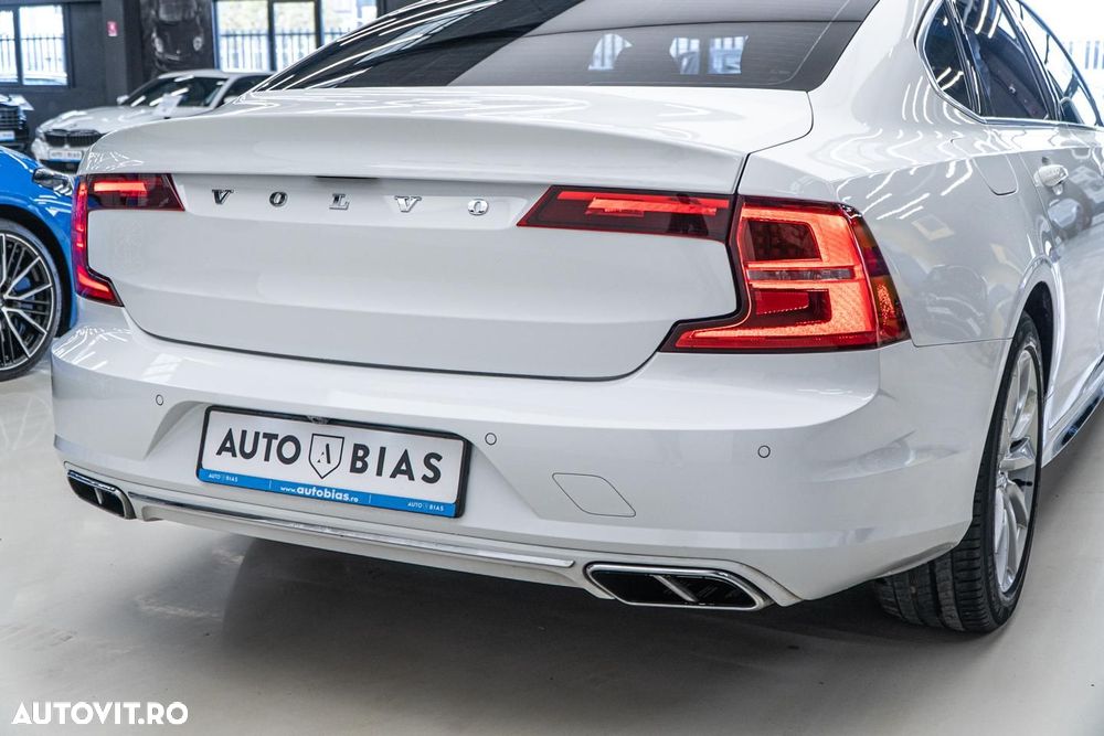 Volvo S90 D4 Geartronic Momentum Pro - 14