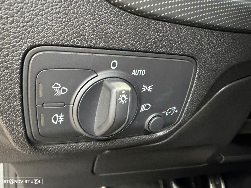 Audi SQ2 TFSI quattro S tronic - 18