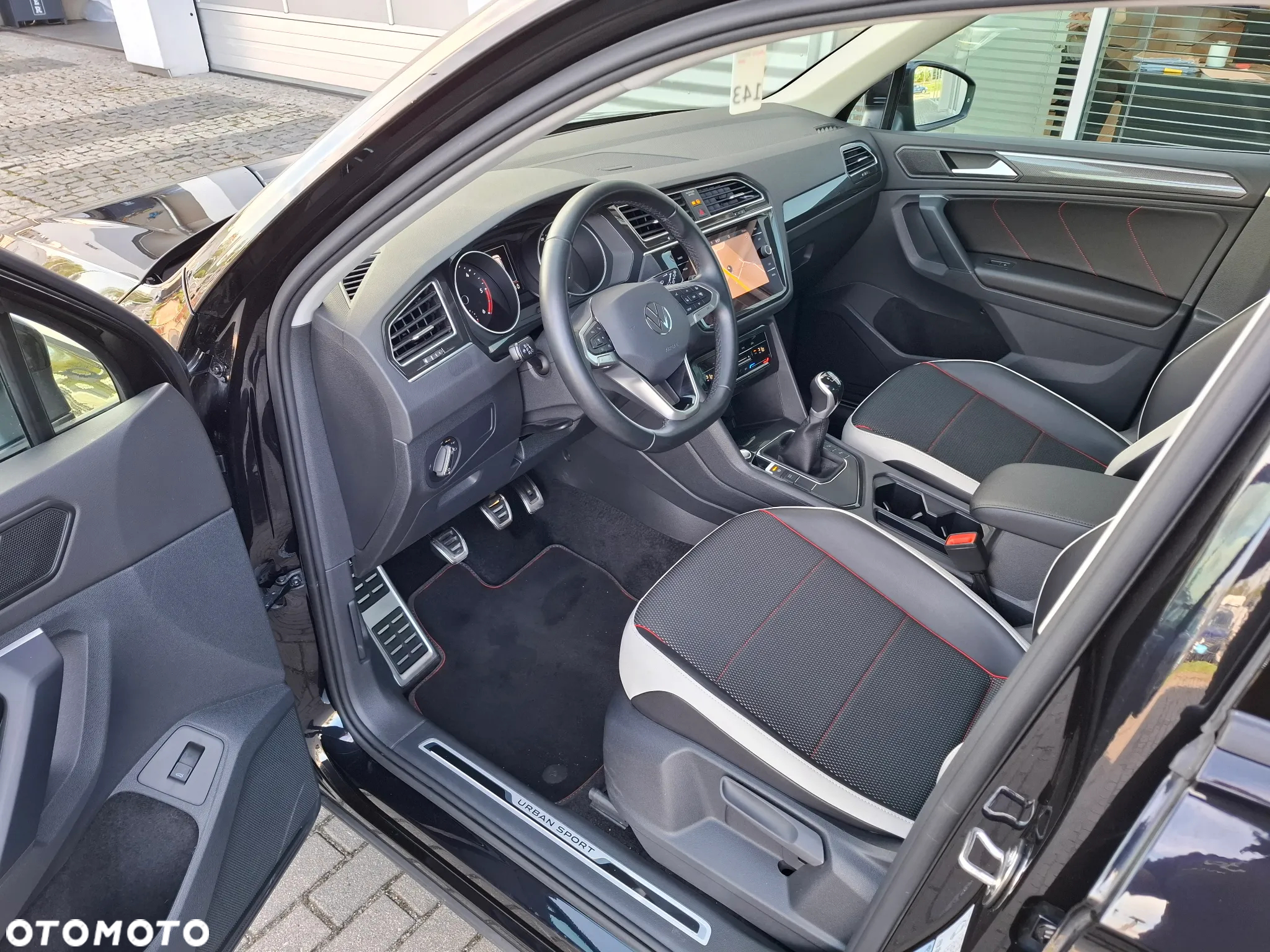 Volkswagen Tiguan 2.0 TDI SCR URBAN SPORT - 14