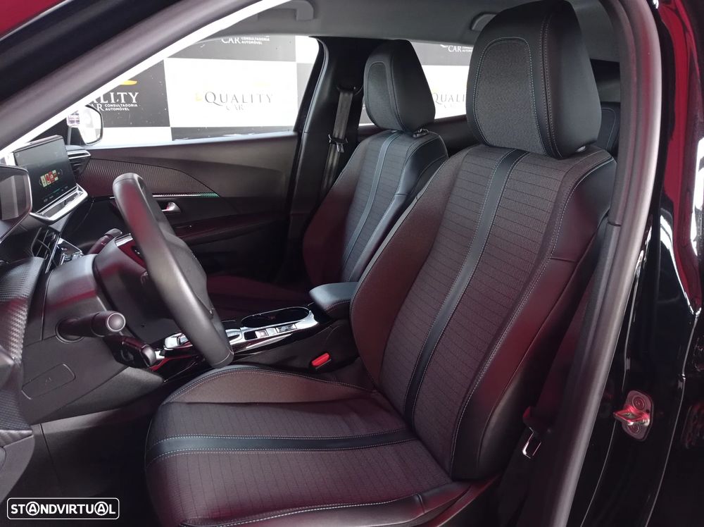 Peugeot e-2008 50 kWh Allure Pack - 12